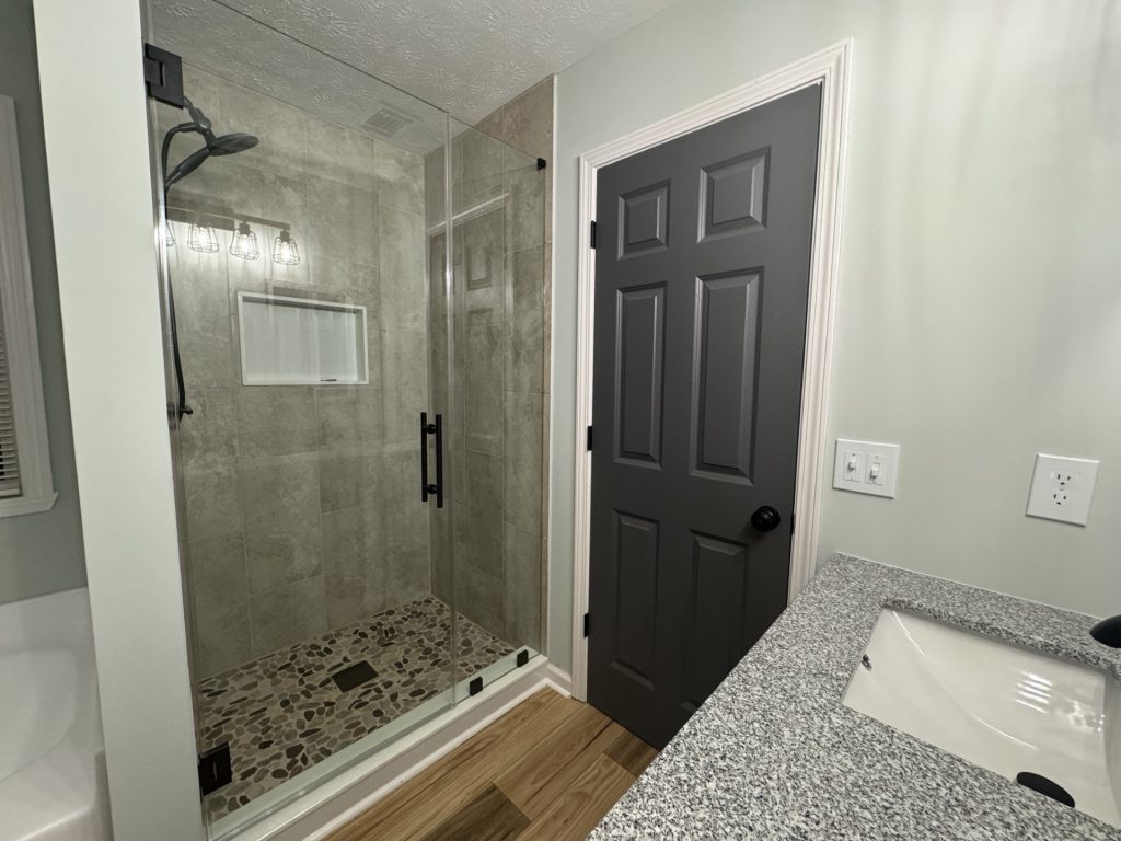 bathroom remodeling company in Loganville